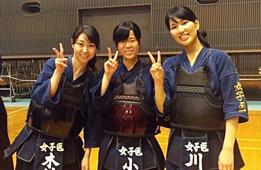 女子校18年